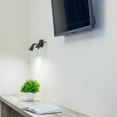 Lägenhetshotell Mini Barvy Lvova On Horodotska St. 3*