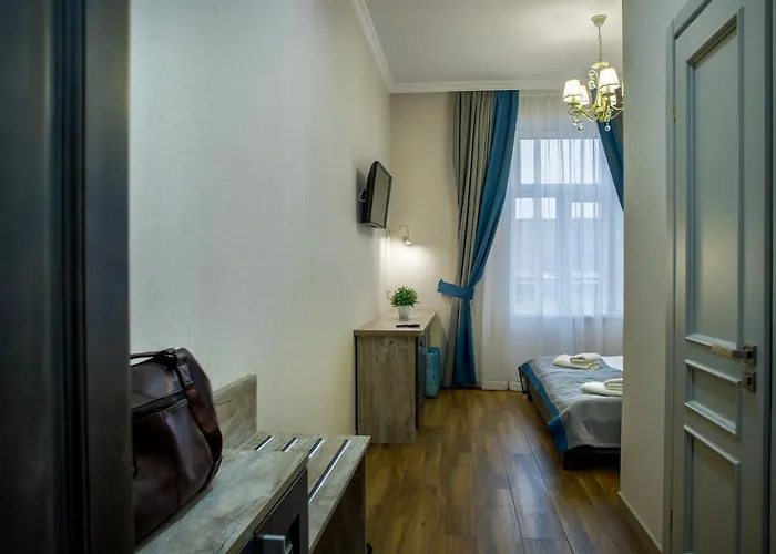 Mini Barvy Lvova On Horodotska St. Aparthotel Lviv