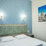 Mini Barvy Lvova On Horodotska St. شقة فندقية 3*