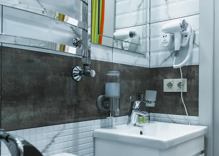 Apartahotel Mini Barvy Lvova On Horodotska St. Leópolis